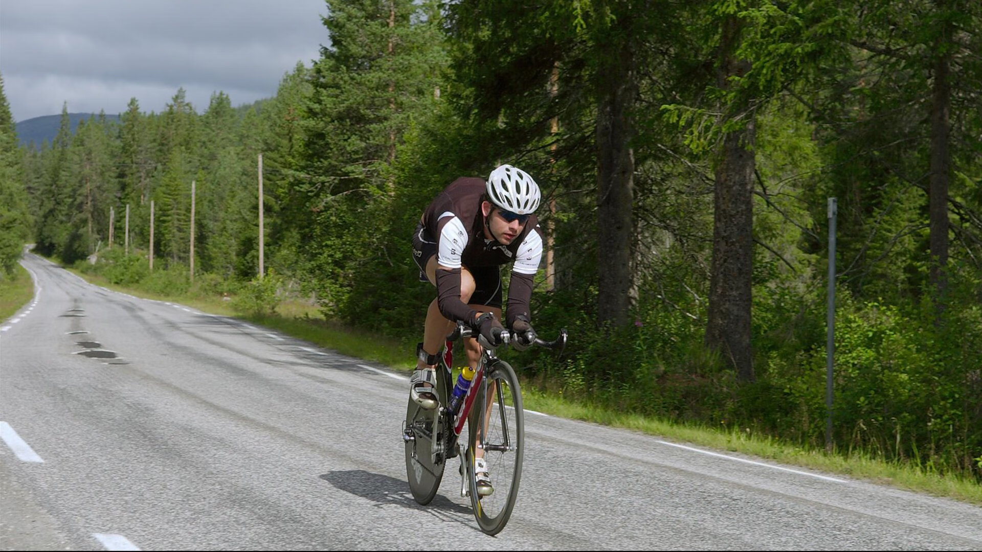 双极竞界，萨拉赫的永恒时区与MAD的混沌风暴，两极对决，萨拉赫的永恒时区 vs MAD的混沌风暴